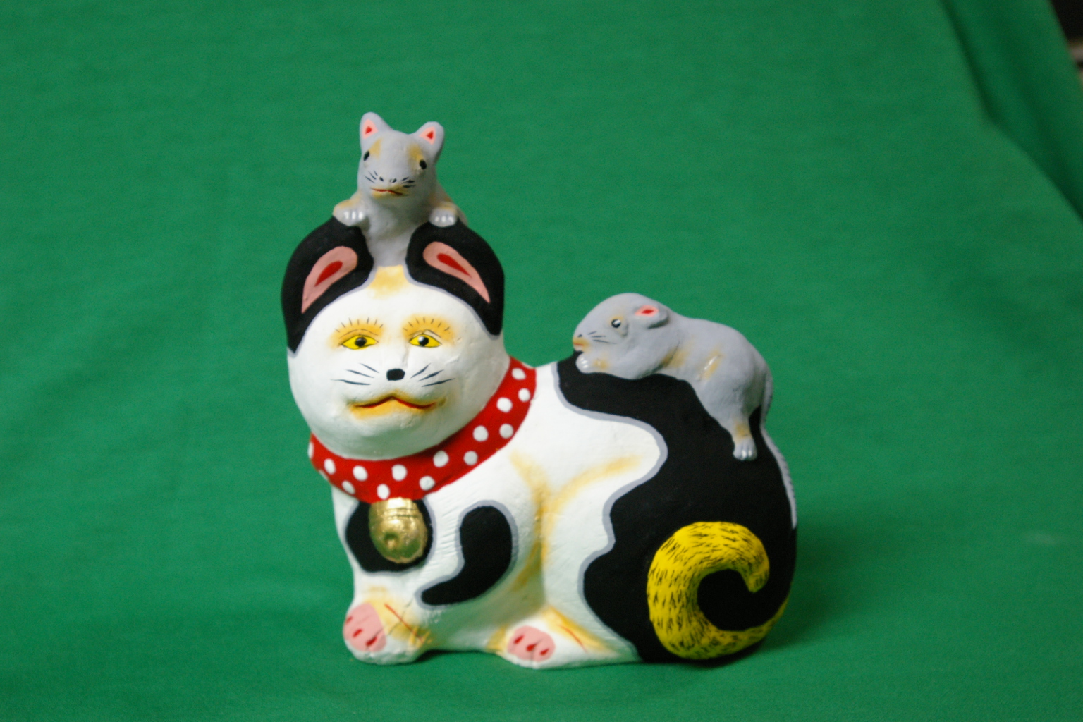 ネズミ乗り猫 | 伝統郷土玩具 小幡人形（小幡でこ）